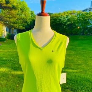 🌼Nike Performance Sleeveless Athletic Top, Size L, Lime Green (NWT)